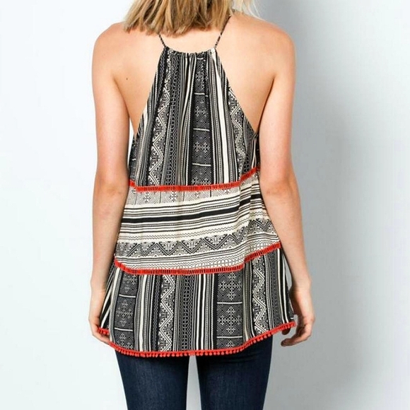 THML Zaviera split neck top - Picture 2 of 6